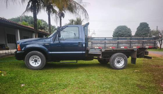 FORD F-350 3.9 TURBO INTERCOOLER DIESEL 2P MANUAL FORD F-350 3.9 TURBO INTERCOOLER DIESEL 2P MANUAL